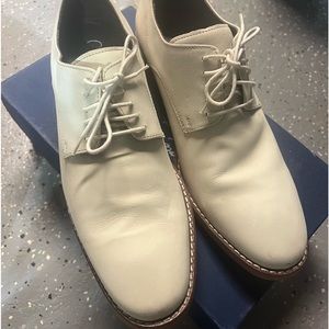 Cole Haan Nubuck lace up shoes